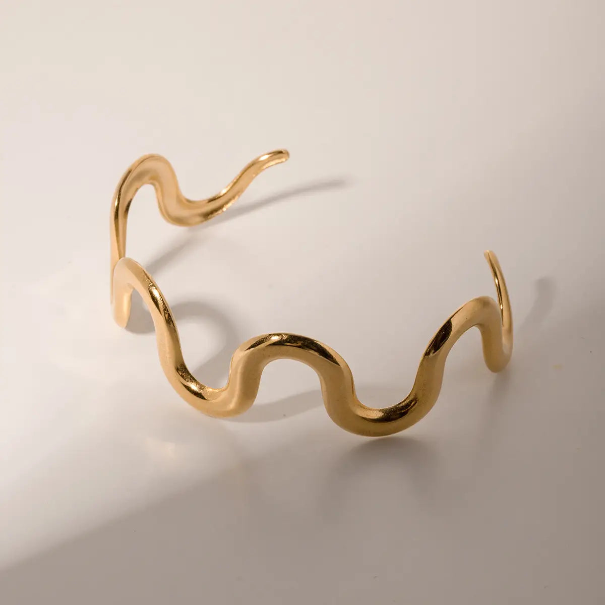 Bracelet en Titane Plaqué Or 18K