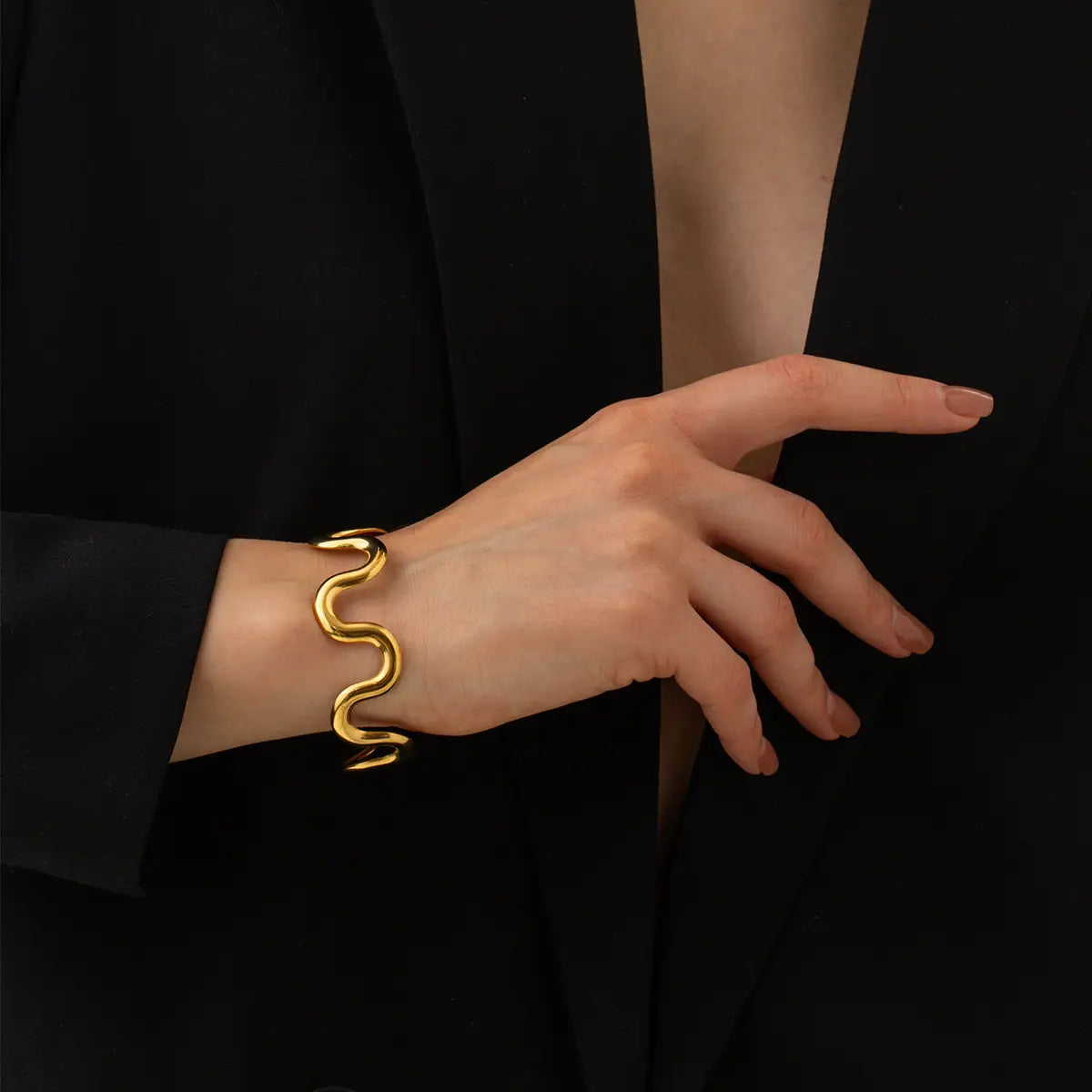 Bracelet en Titane Plaqué Or 18K