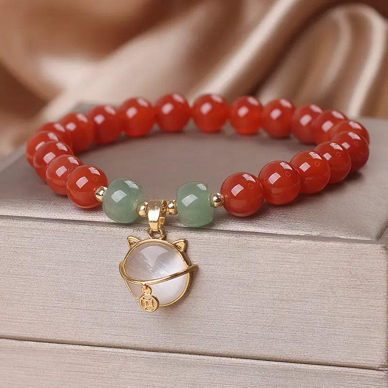 Bracelet ethnique en Agate Rouge avec Chat Chanceux