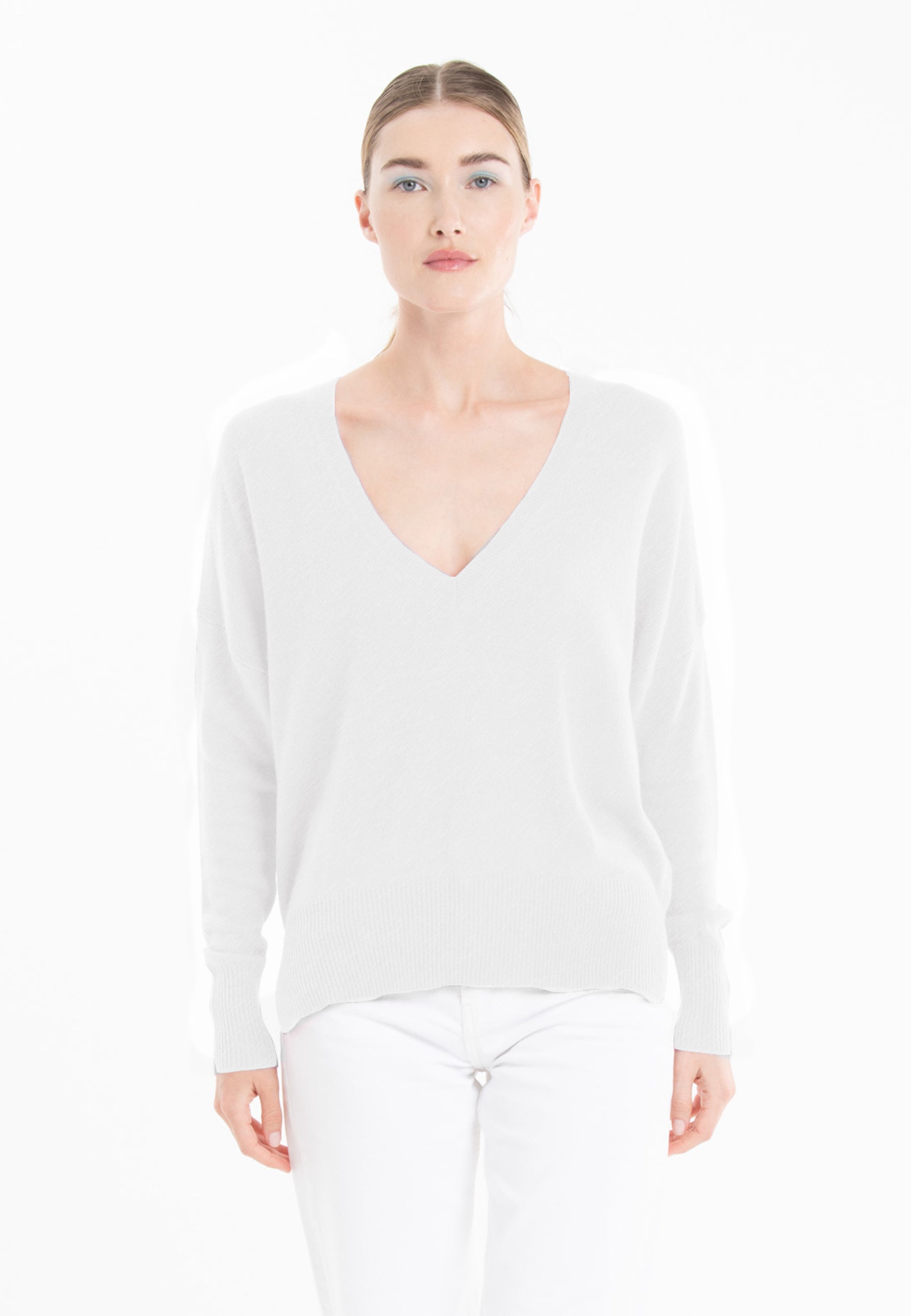 Pull col V oversize ultrafin cachemire et laine blanc femme - KELLY 10-0