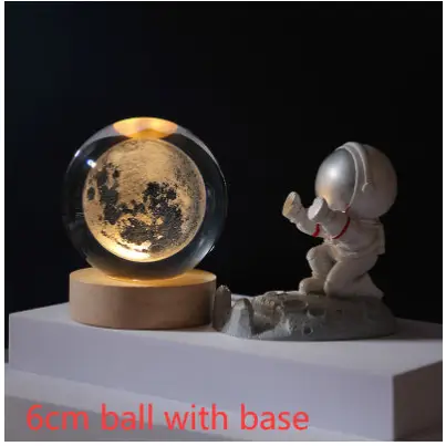 Boule de cristal 3D veilleuse système solaire - Moon / 6cm