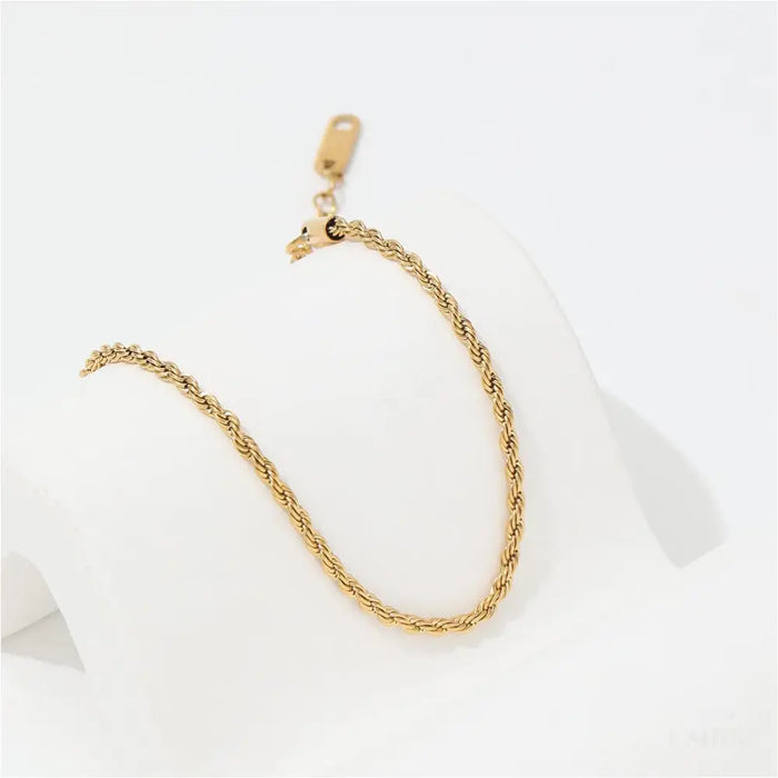 Herschell - 2mm Twist Bracelet Gold-6