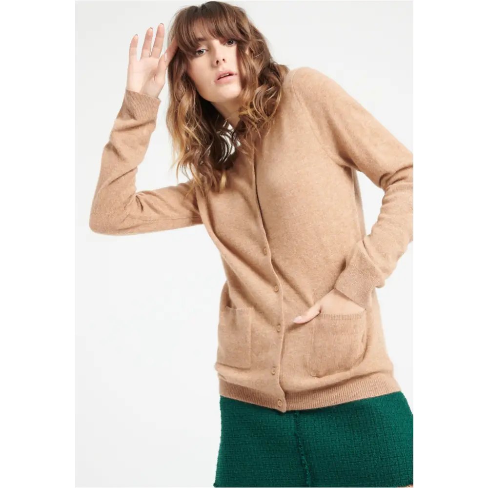 LILLY 4 Cardigan col rond en cachemire cintré camel-3