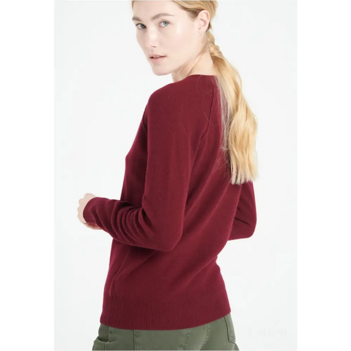 LILLY 6 Pull col V en cachemire ample rouge bordeaux-4