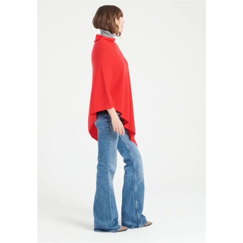 LILLY 9 Poncho col V en cachemire rouge-3