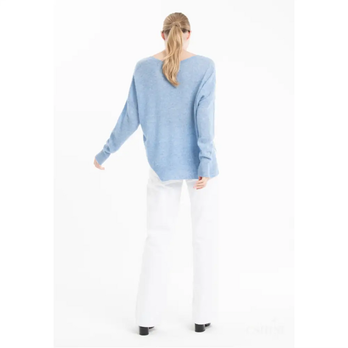 RIA 3 Pull col V profond oversize en cachemire bleu ciel-3