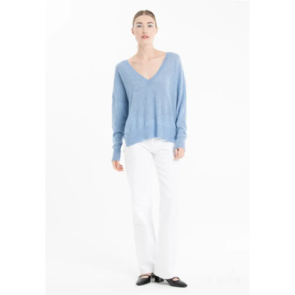 RIA 3 Pull col V profond oversize en cachemire bleu ciel-2