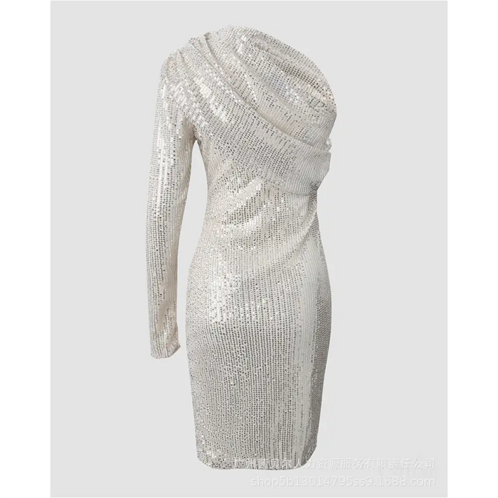 Robe de soirée en argent à paillettes à une épaule