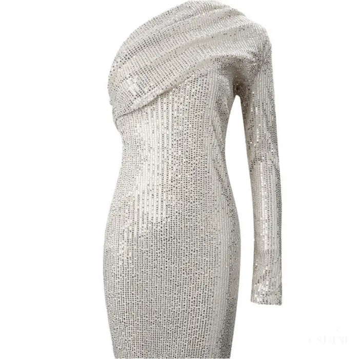 Robe de soirée en argent à paillettes à une épaule