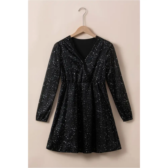 Robe noire à manches longues et col en V avec superposition de maille pailletée-12