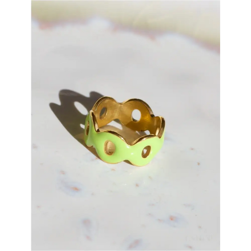 Smantha - Hollowed Juicy Green Gold Band-0