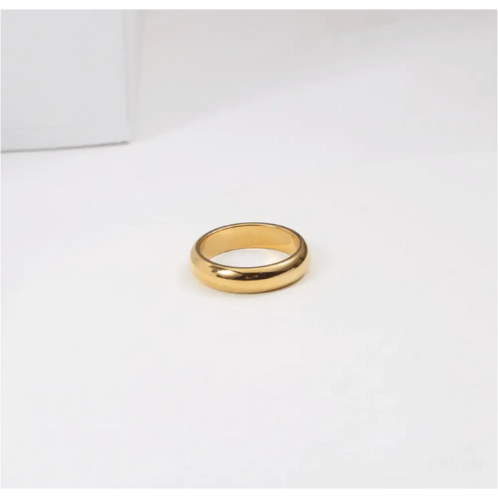 Sylvia - Plain Concave Gold Band-2