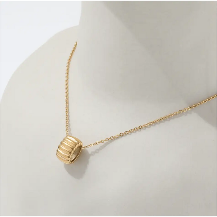 Yanis - Collier pendentifs Minimalist Croissant Gold-1