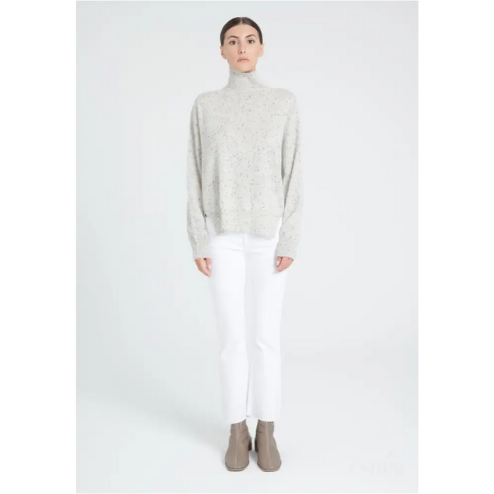 ZAYA 13 Pull col montant oversize en cachemire blanc point noir-2