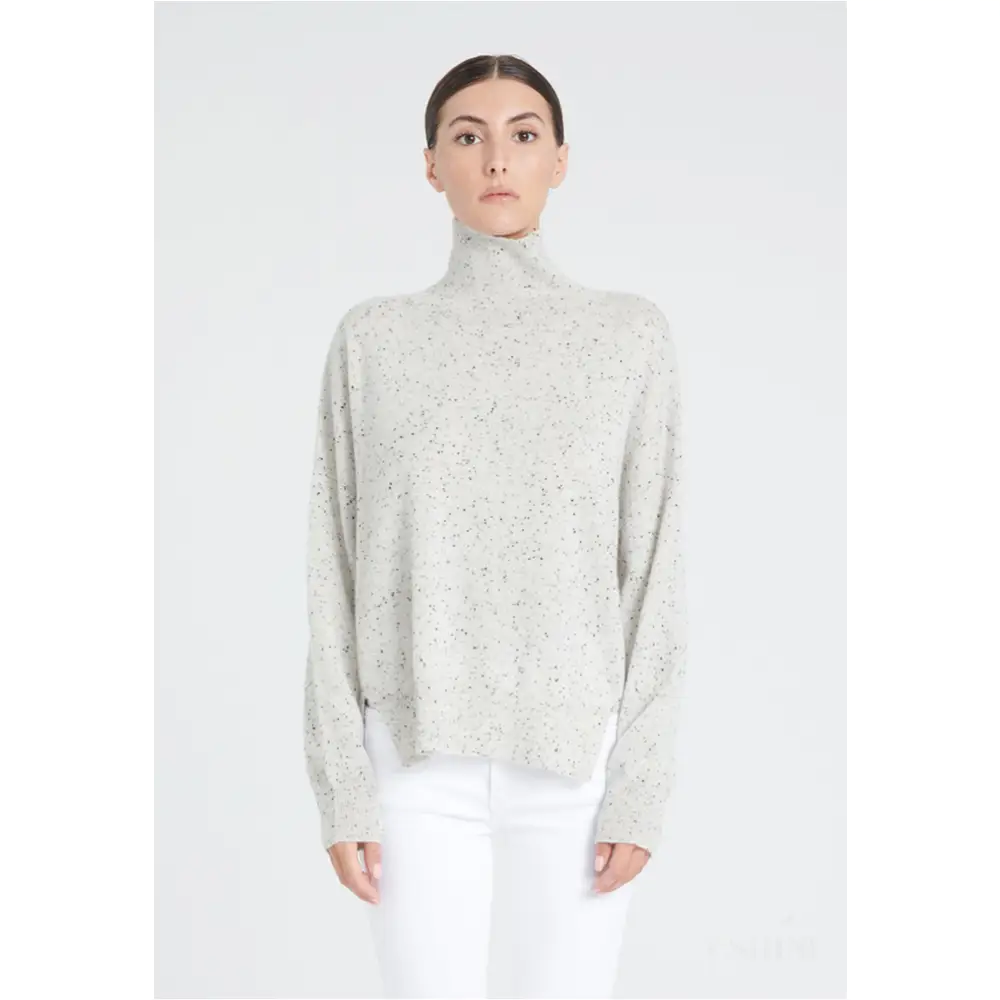 ZAYA 13 Pull col montant oversize en cachemire blanc point noir-0